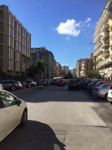 Apartamento Il Gabbiano In Citta Palermo Exterior foto